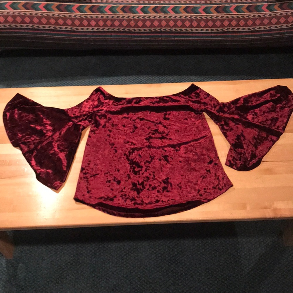 Women’s dress shirt